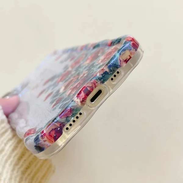 Coque iPhone rétro avec motif floral – Design artistique, protection antichoc en silicone souple